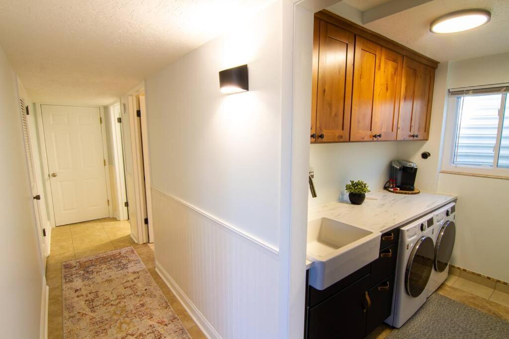 Cottonwood Heights - Lower Level Of Mountain Home! Екстериор снимка